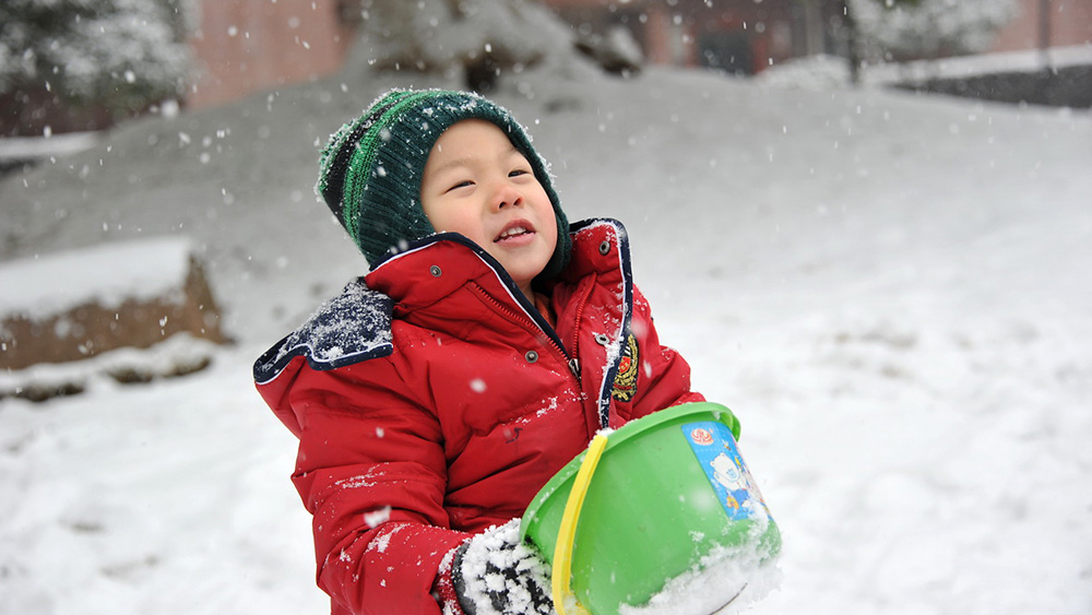 初雪，沒有炸雞和啤酒